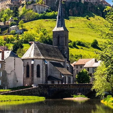 Maison De Charme Avec Vue Sur La Montagne A * Albaret-Sainte-Marie