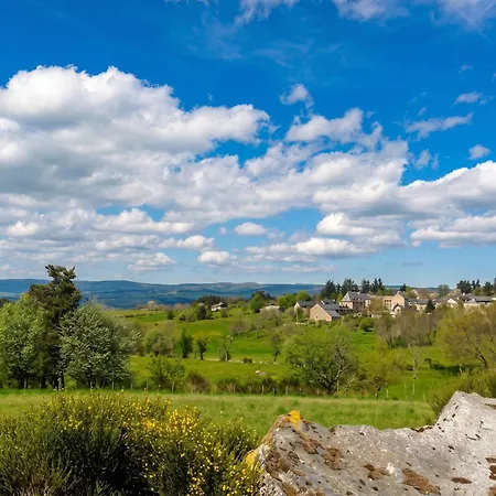 Maison De Charme Avec Vue Sur La Montagne A
