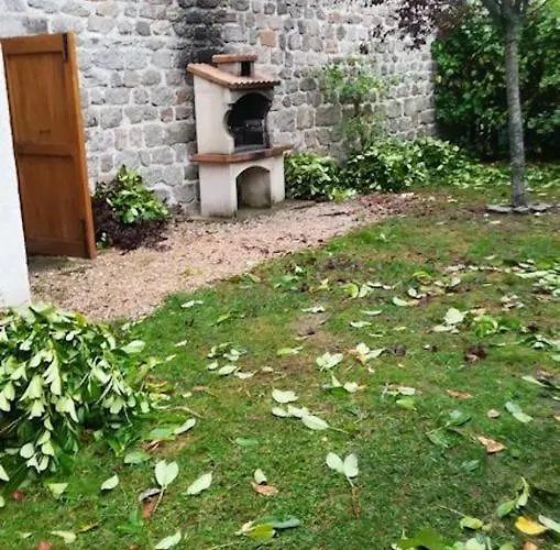 Maison De Charme Avec Vue Sur La Montagne A